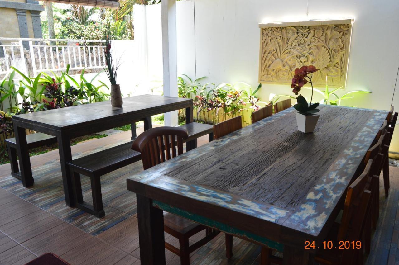 Askara Guest House & Hostel Ubud  Bagian luar foto